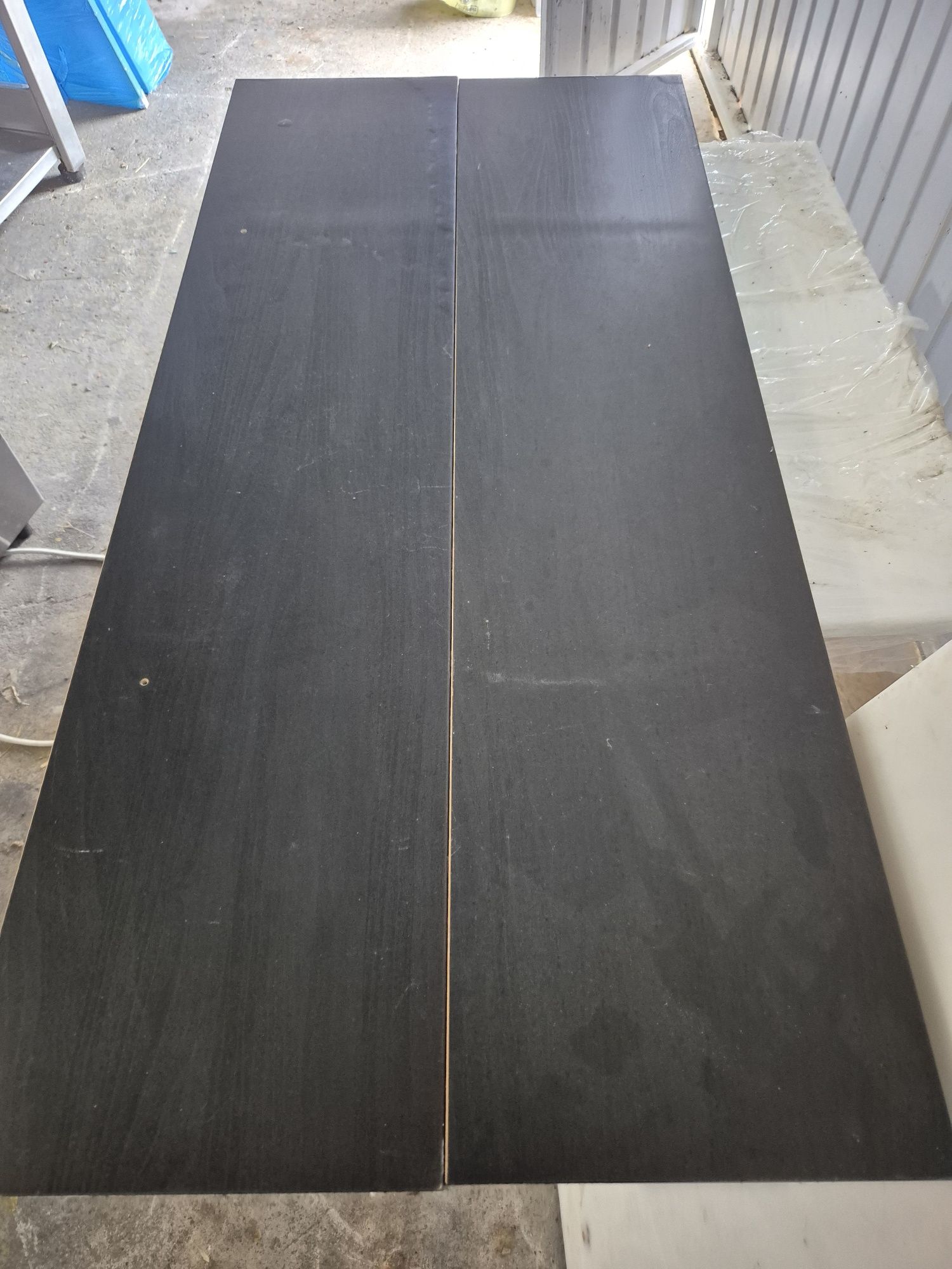 2 parteleiras ikea