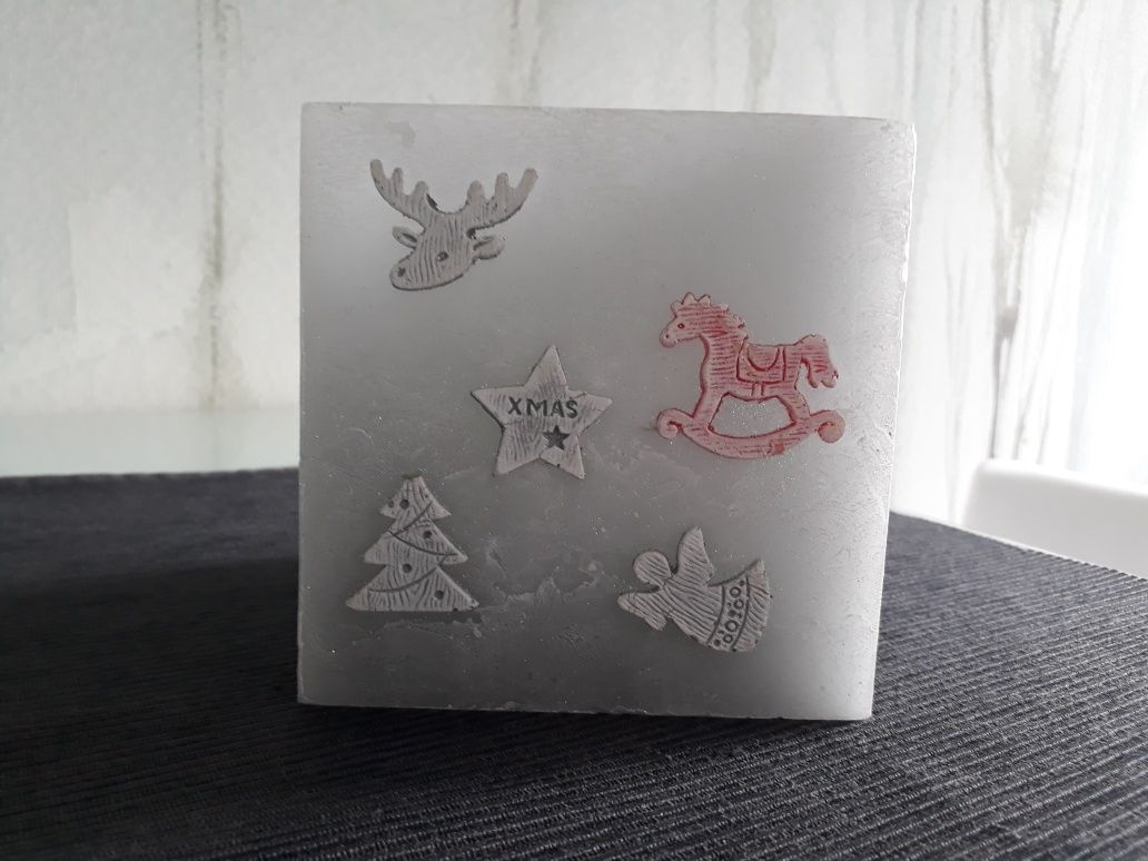 Szaro-srebrny lampion / świecznik świąteczny na Boże Narodzenie