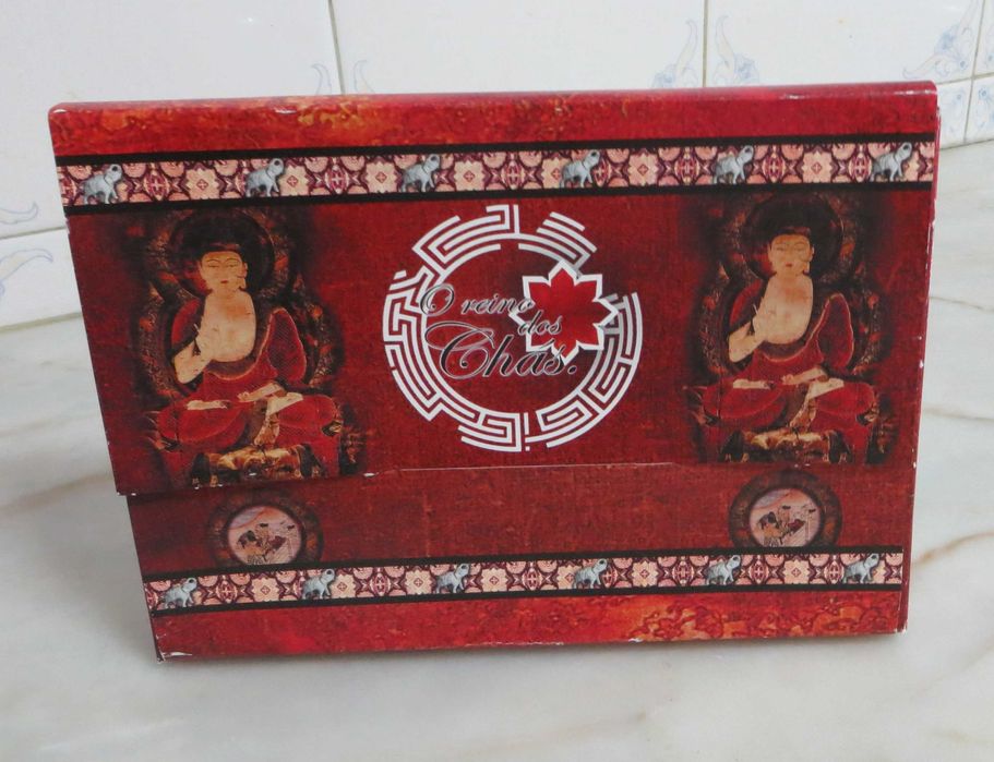 O Reino dos Chás - Os melhores chás do Mundo - 20 Fichas com caixa