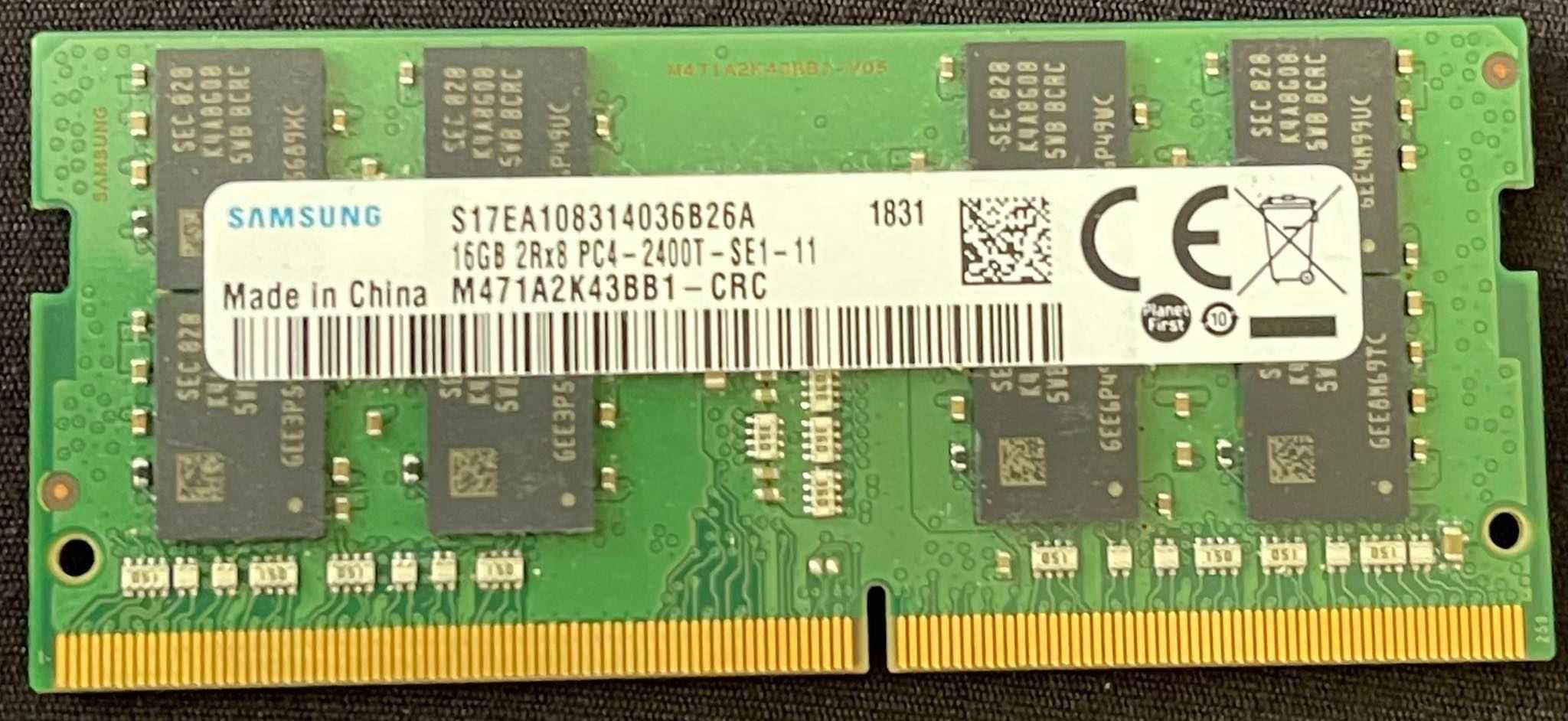 1x 16 GB RAM DDR4 Samsung 1 kość (9)