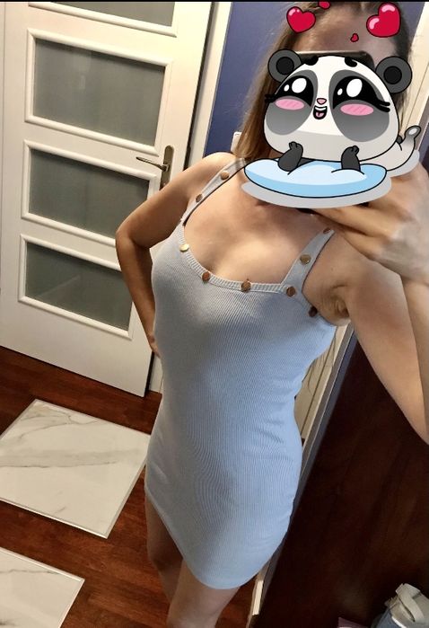 Sexy błękitna sukienka z nitami roz. S/M