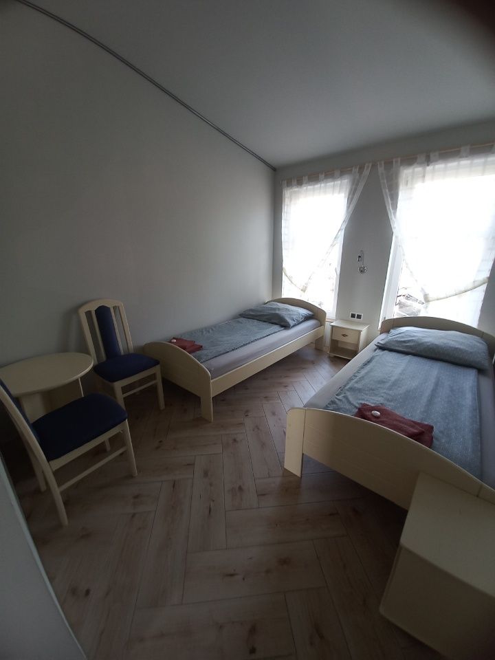 Osada Jelonkowo domki całoroczne z jacuzzi ogrodowym i kuchnia polowa