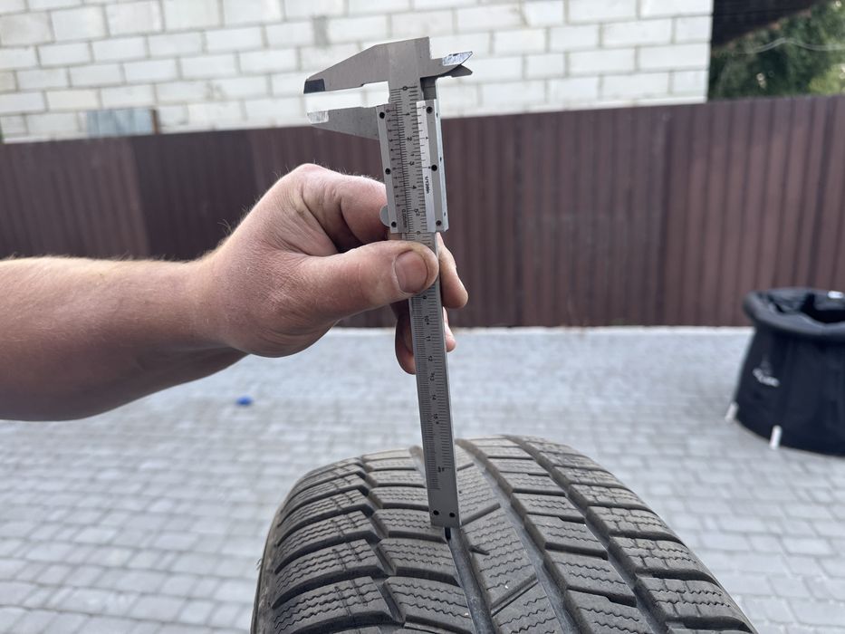 Шины Toyo Snowprox R20 245/45 зима
