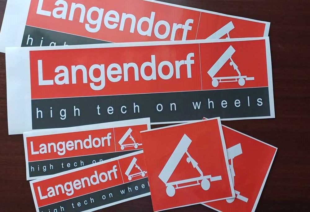 Naklejki na maszyny rolnicze budowlane samochody ciągniki przyczepy