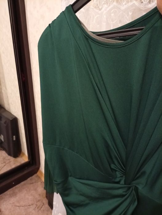 Продам вечірню сукню