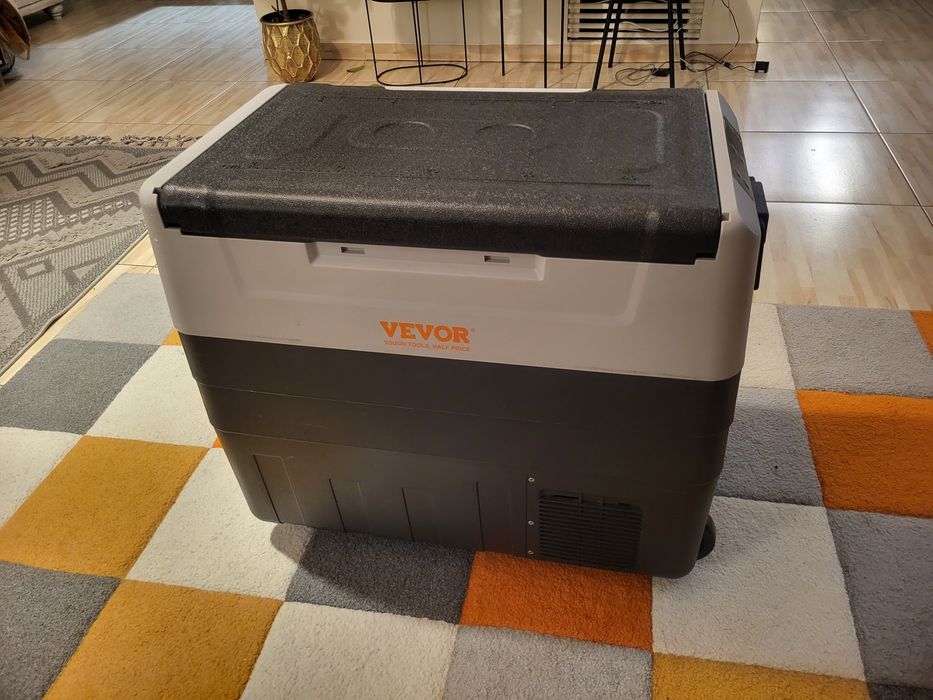 Lodówka turystyczna 65l kompresorowa