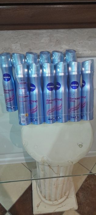 Lakier do wlosow NIVEA