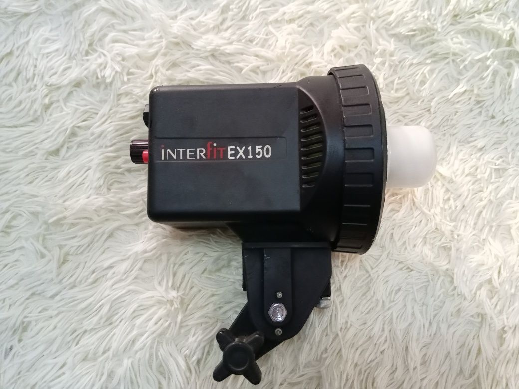 Flash Interfit Ex 150