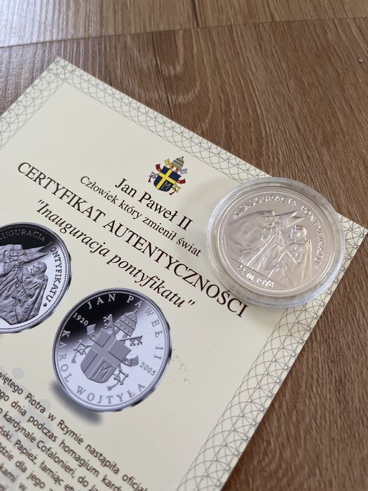 Medale Jan Paweł II 3 sztuki certyfikaty