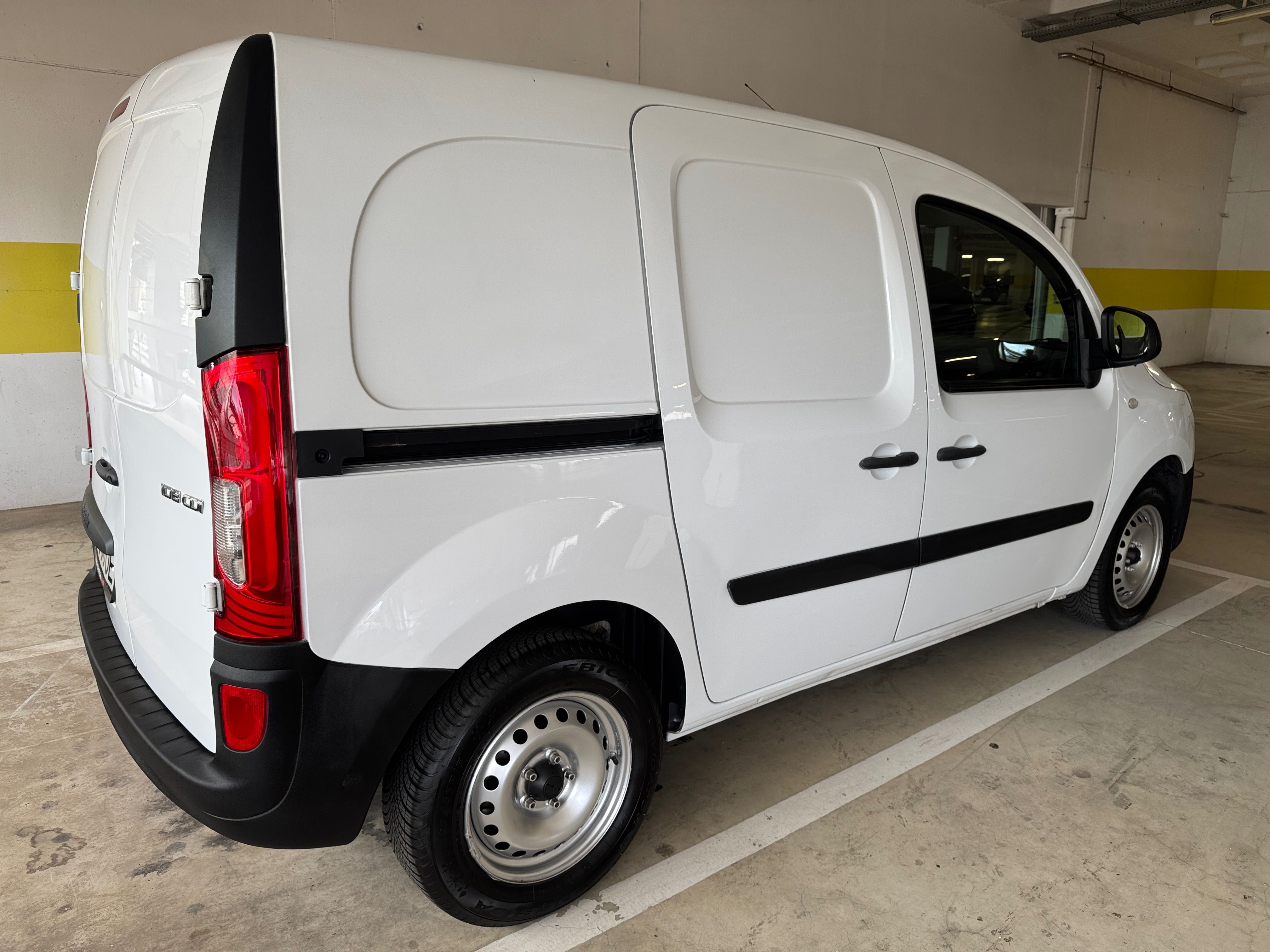2017 Mercedes Citan 108CDi 141900 kms revisão dia bom estado geral