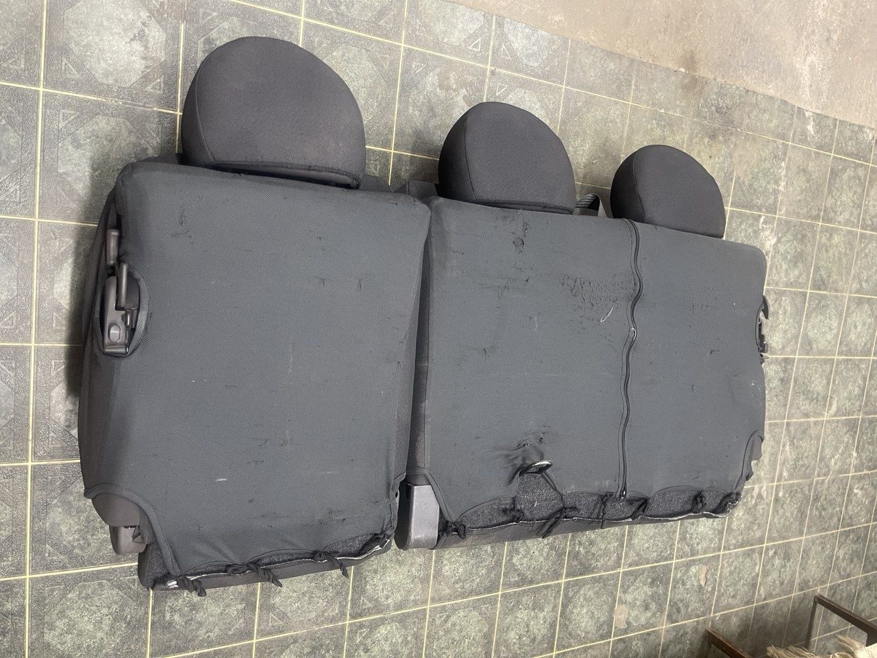 Задний ряд сидений Fiat Doblo