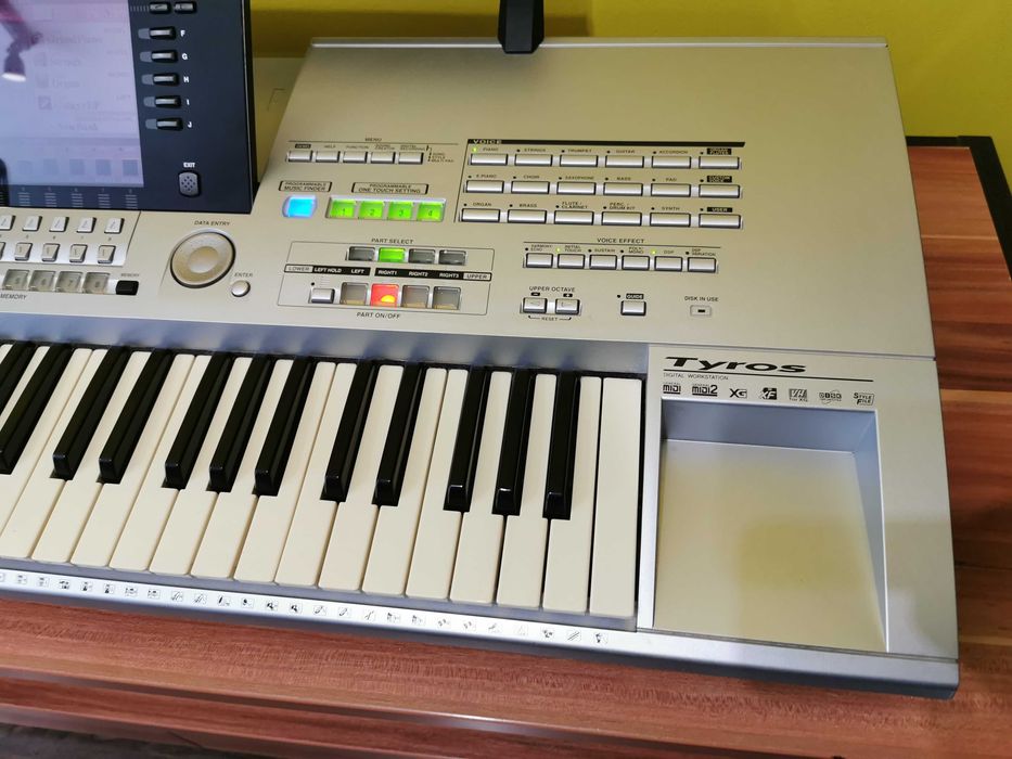 Keyboard Yamaha Tyros 1 Stan Bardzo Dobry