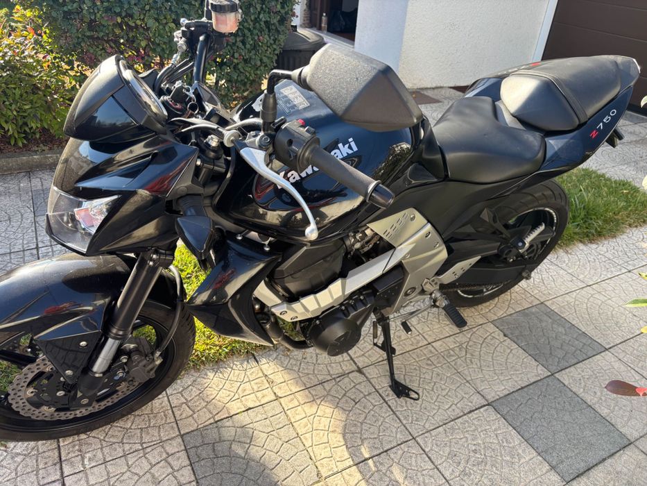 Kawasaki z750 ano 2009
