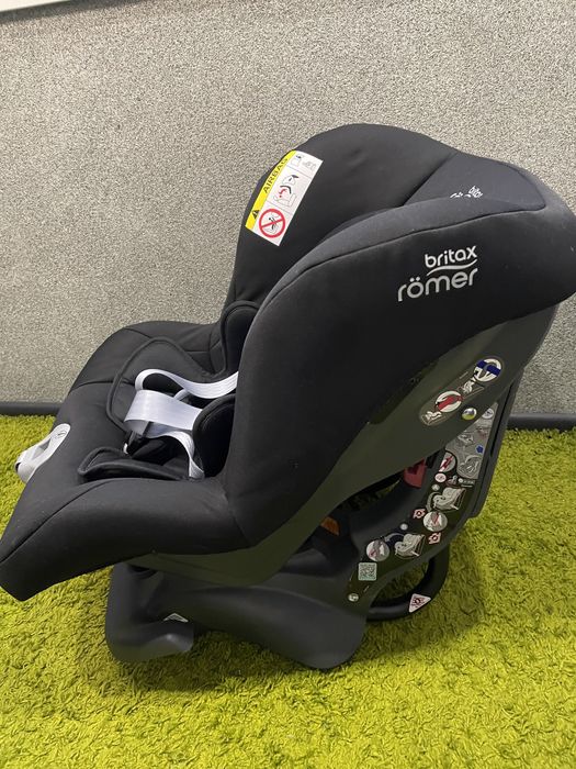 Автокрісло Britax Romer first class plus