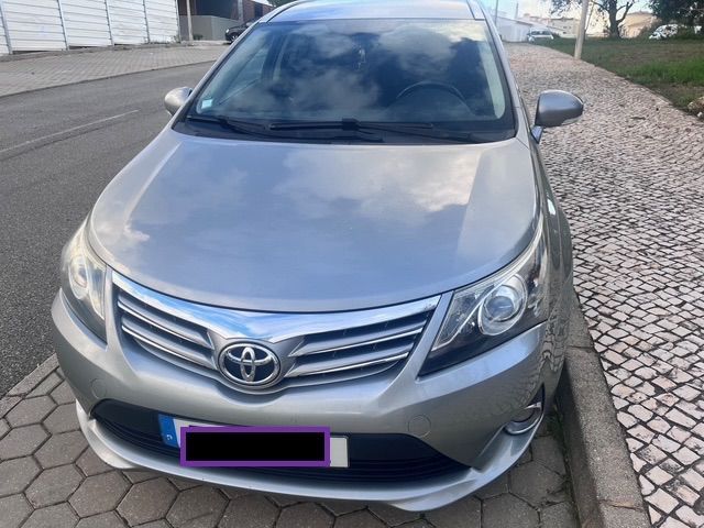 Toyota Avensis SW 2.0 D-4D Luxury+Navi