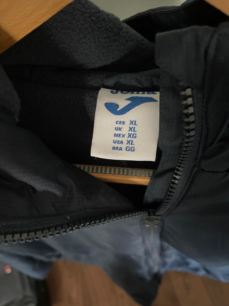 Курточка JOMA XL