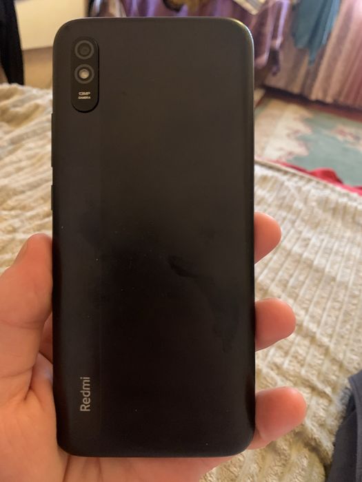 Продам телефон редми