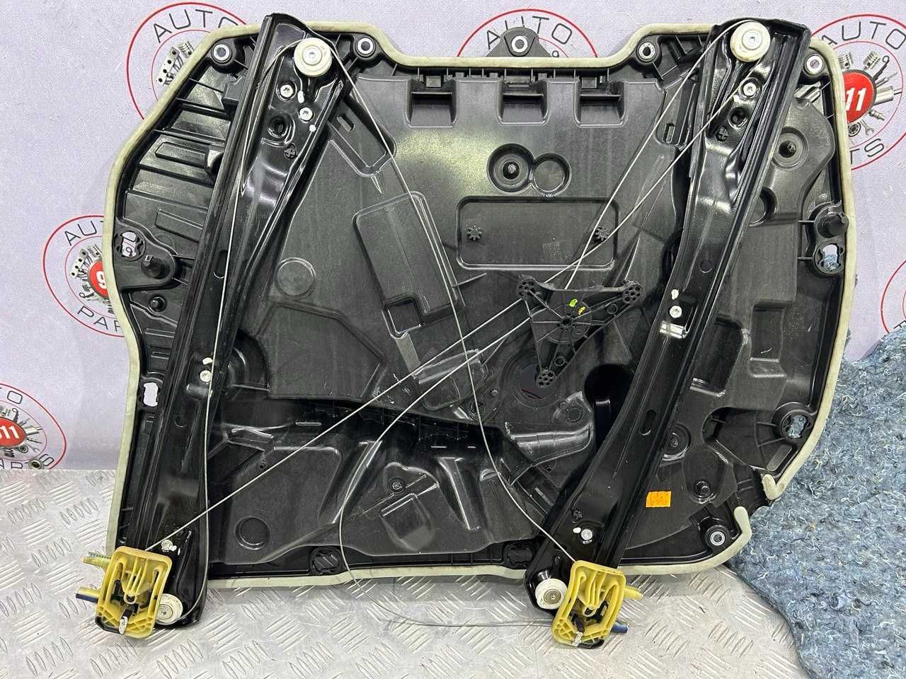 Склопіднімач, скло, замок, ручка двері перед. лівої на BMW x5 g05 18+