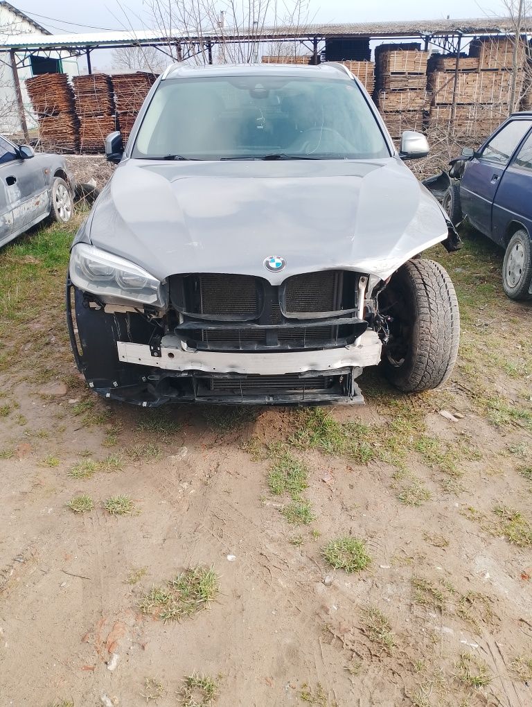 Продам BMW X5 F15 2014 року.