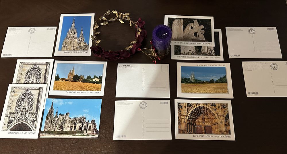 Unikat Bazylika de L'epine Notre Dame zestaw 14 pocztówek