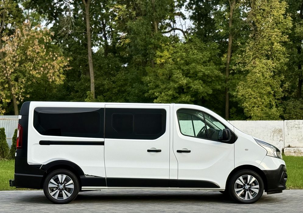 Renault Trafic 9-місць ПАСАЖИР