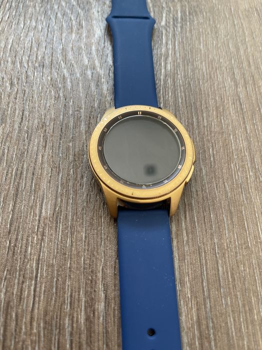 Samsung Galaxy Watch 42mm Gold (SM-R810)