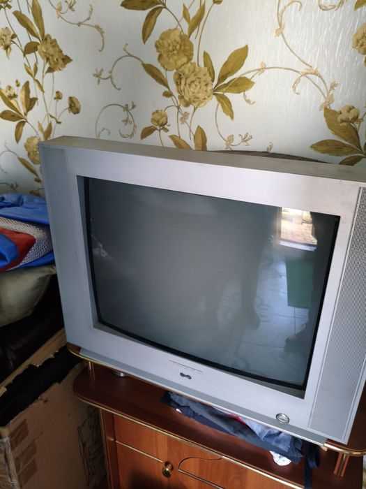 Продам телевізор