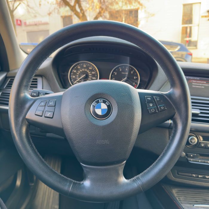 BMW X5 2011 E70 (FL) 35i АТ (306 к.с.) xDrive