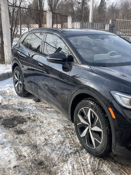 Супер машина, для поездок по городу и дальше