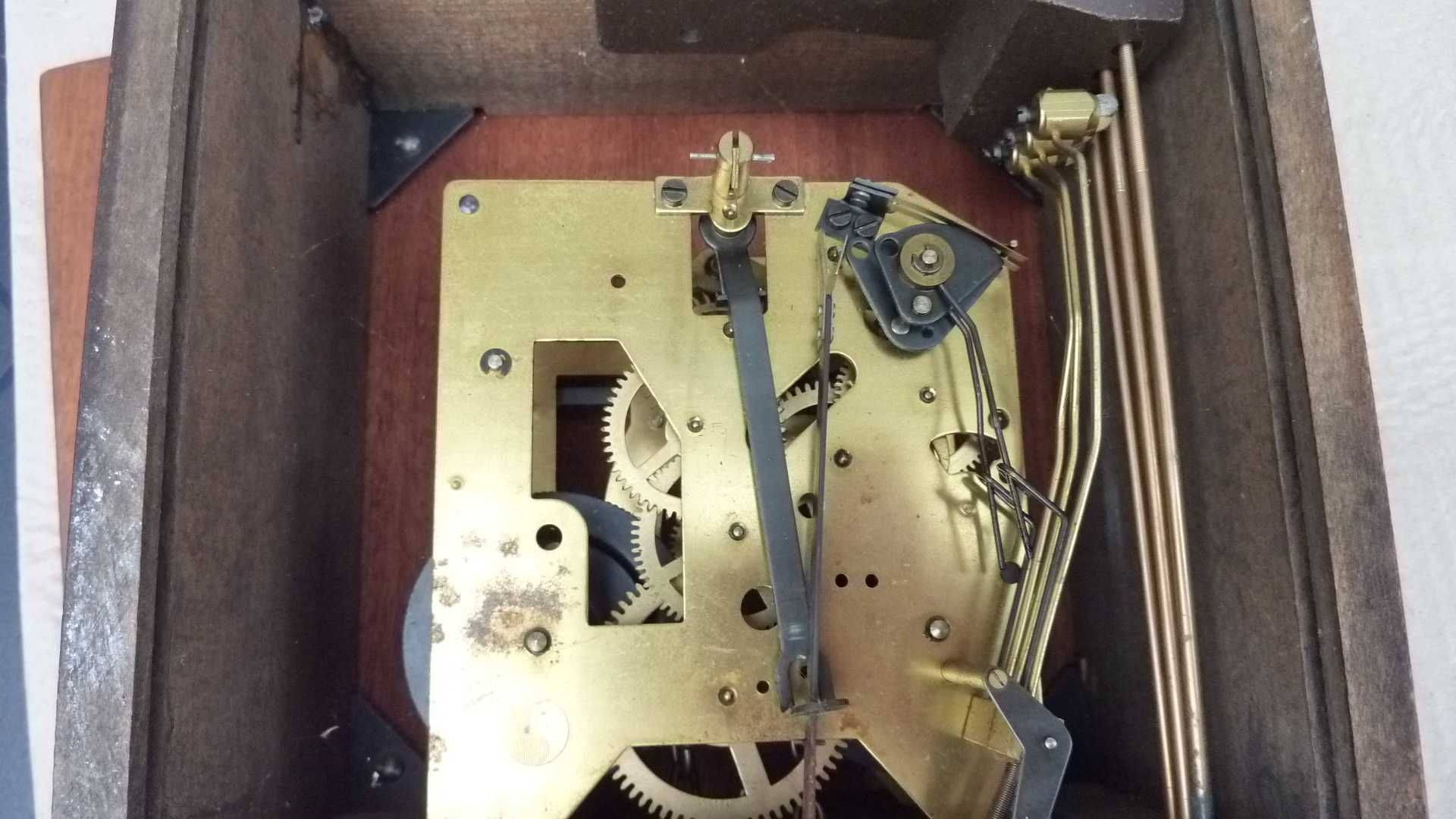 Stary Zegar Wiszący Mechaniczny