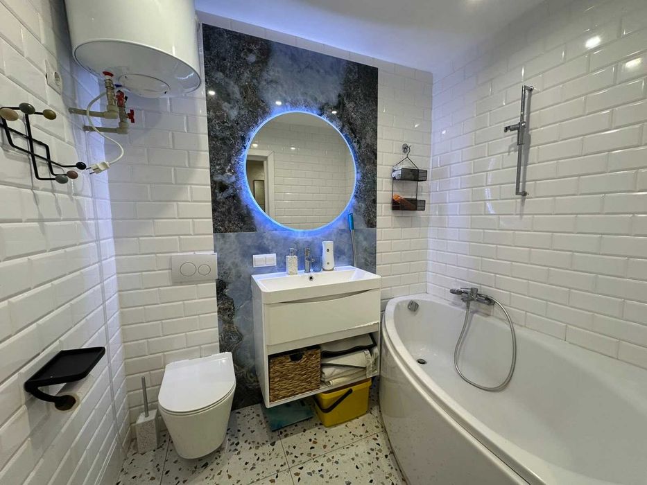 1 кімн кв-ра класу ЛЮКС Новий будинок Автономне опалення рн "Епіцентр"