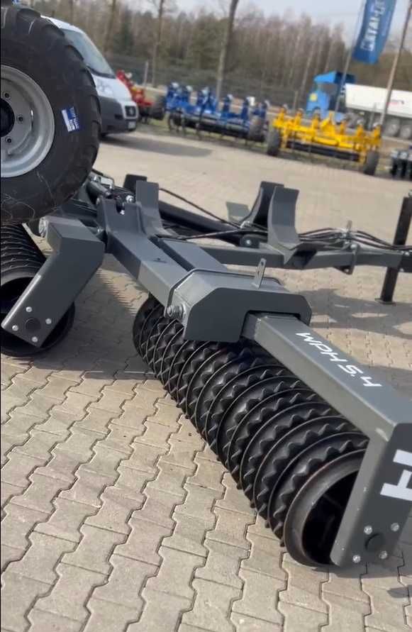 Wał posiewny 4,5m 5,4m 6,3m Helagro LandStal Intertech Euro-Masz