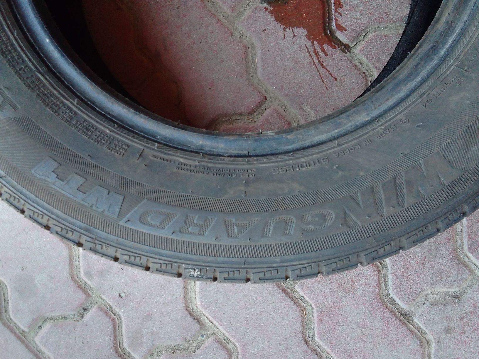 Cena za 2 Opony zimowe 225/65r16C NEXEN 2023r