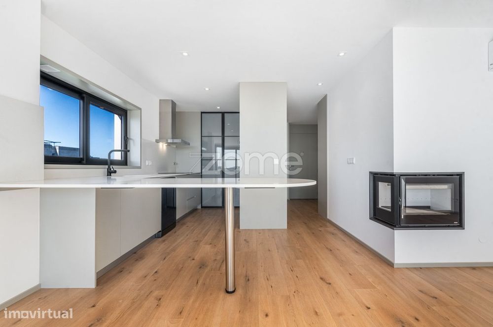 Penthouse T4 com terraço em Gualtar, Braga