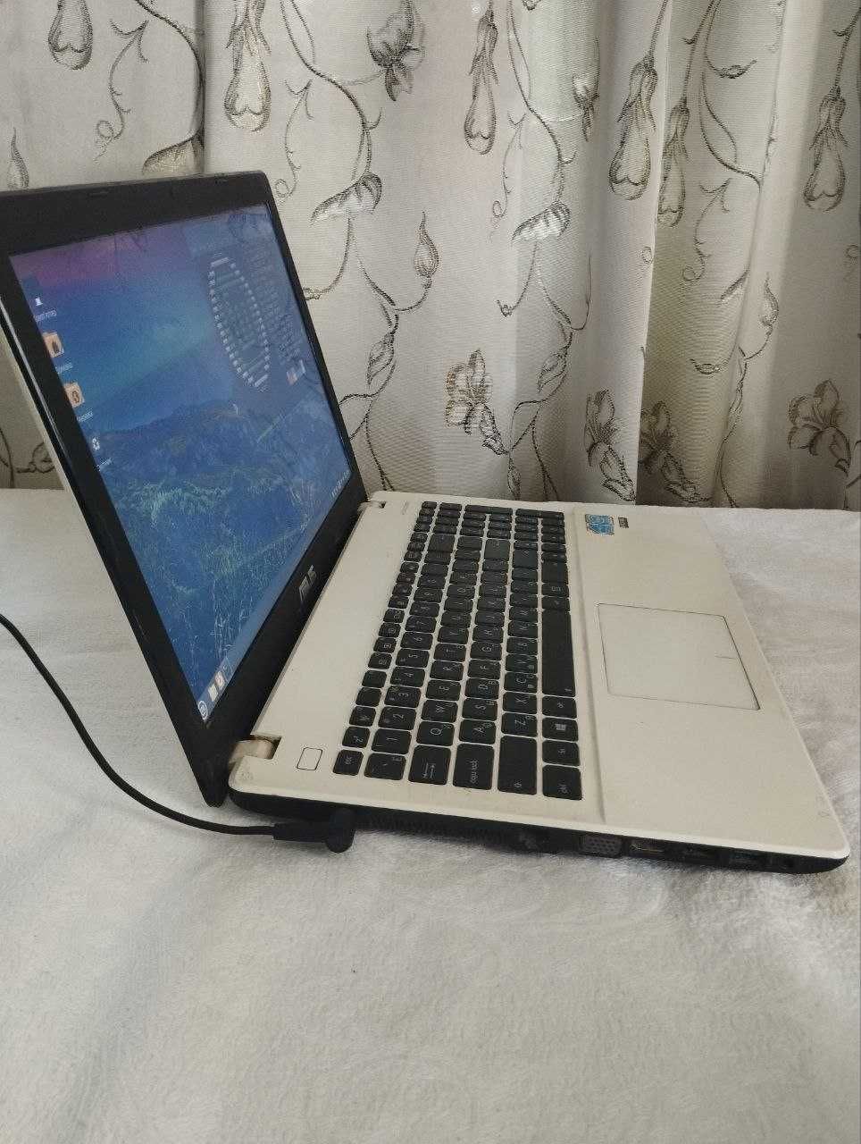 Ноутбук Asus x551CAP