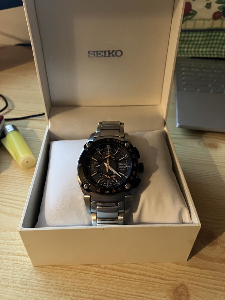 Seiko sportura cronograf vidro safira