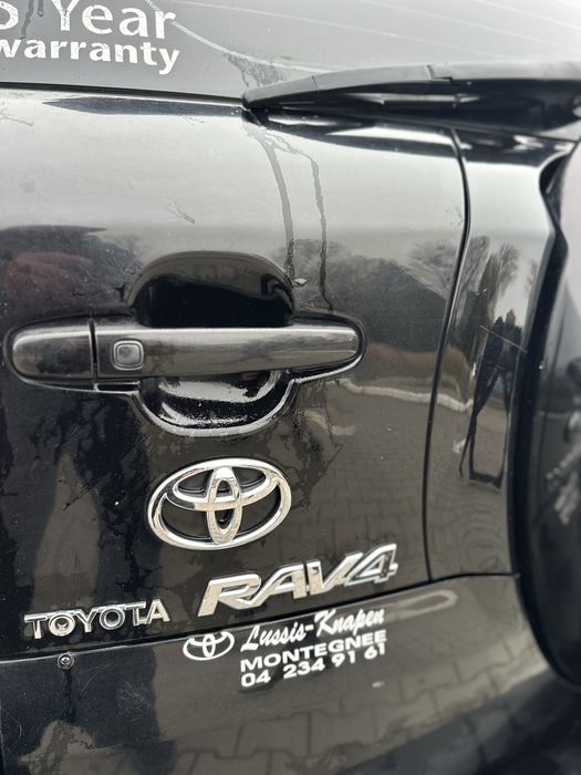 Продам тойота рав 4 2009р 2.2 диз механіка 4/4 НЕРОЗМИТНЕНА