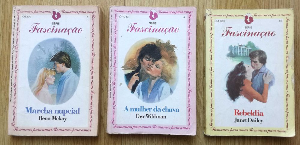 Livros de Romance: Coleção Bianca, Sabrina, Júlia