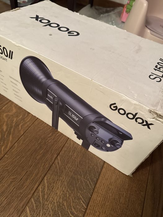 Постійне світло GODOX SL150 II