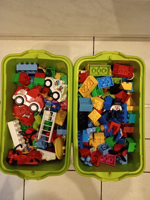 Lego Duplo 5506  dwa duże zielone pudełka