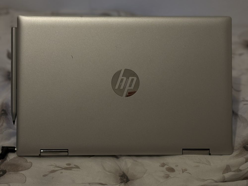 Hp Pavillion x360 convertible 14”|i3| touchscreen +caneta