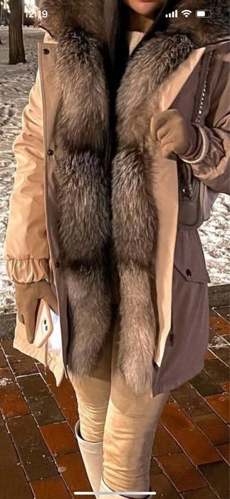 Парка з натуральним хутром