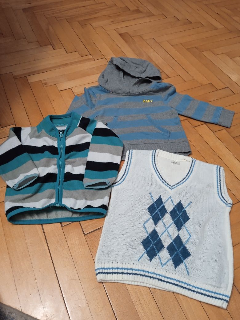Bluza chłopięca 2szt i kamizelka 1szt rozmiar 74-80 , firmy m