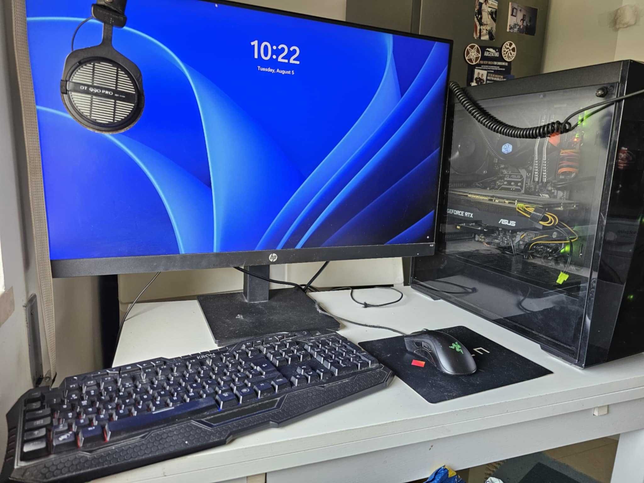 Monitor Gaming HP X32 (31.5'' - 165 Hz - 1 ms - AMD FreeSync)