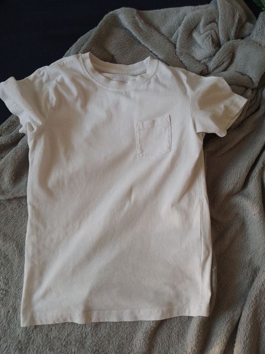 t-shirty chłopięce 122-128cm/6zł