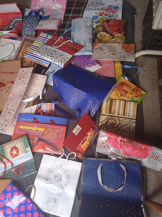 Torebki okolicznościowe na prezety