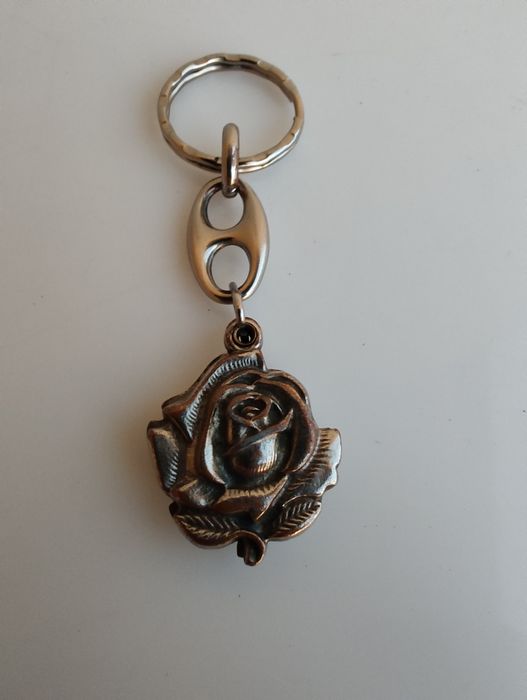Breloczek róża wisiorek ze zdjęciem