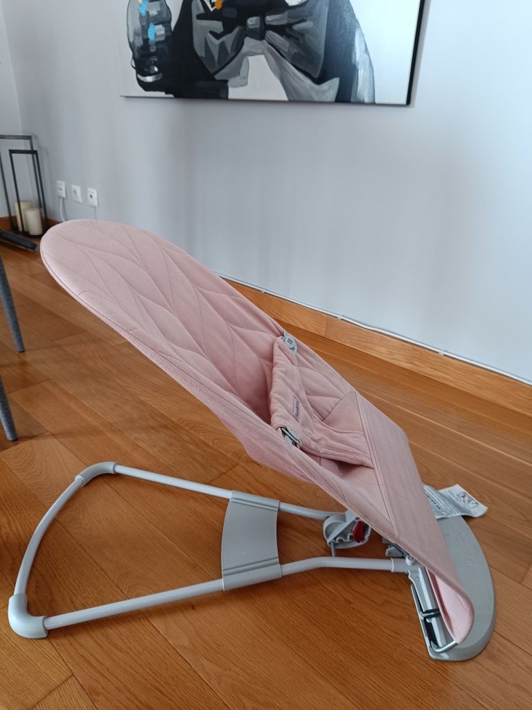 Espreguiçadeira Babybjorn cor de rosa
