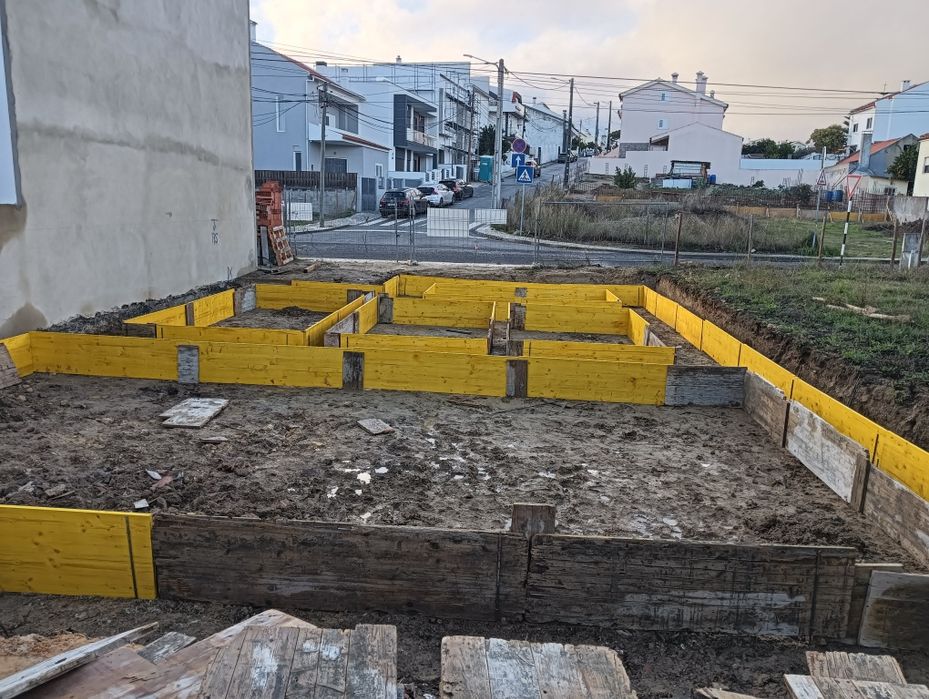Moradia T3 em construção