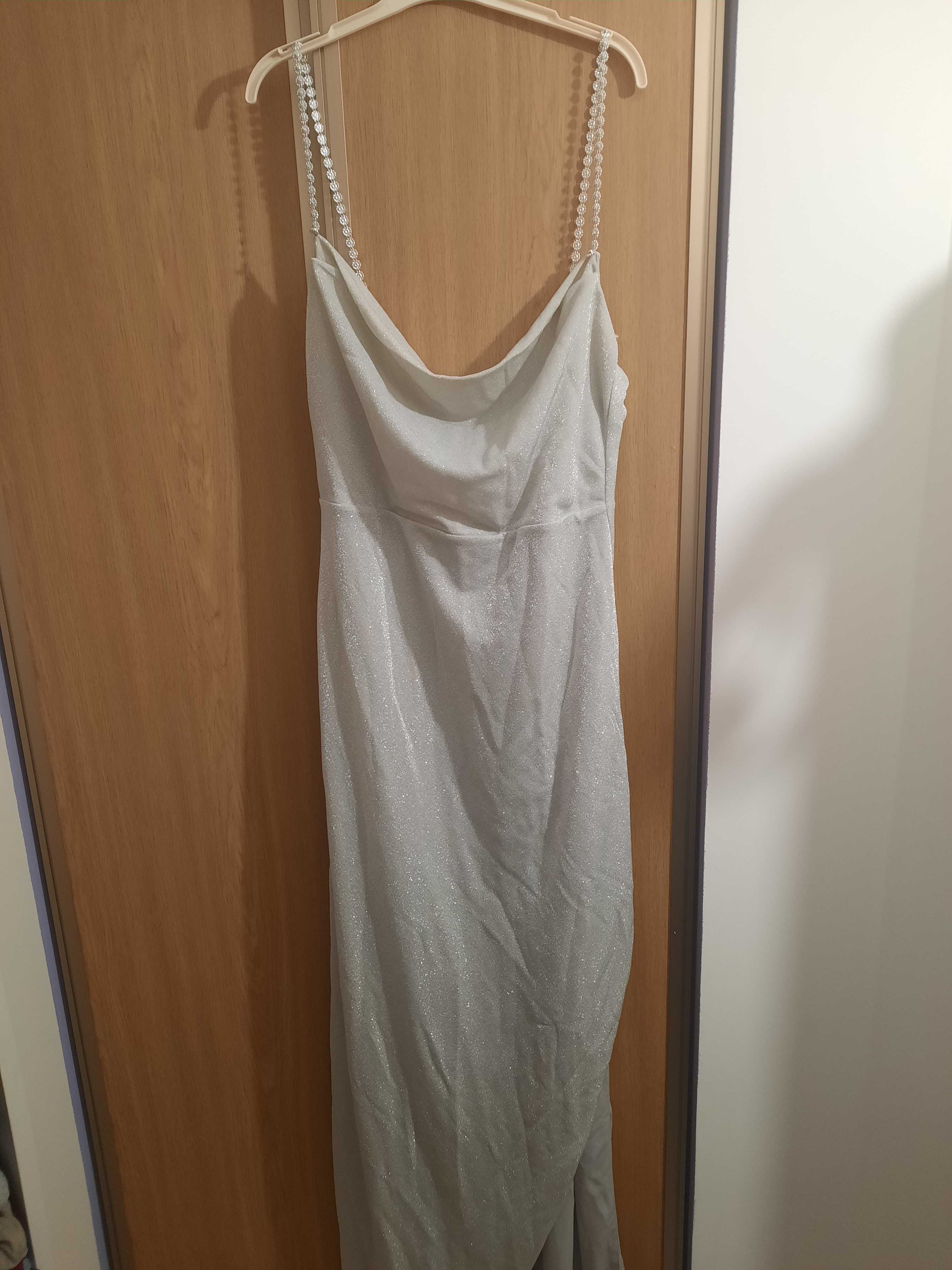 Srebrna blyszczaca sukienka dluga maxi rozmiar 40-44